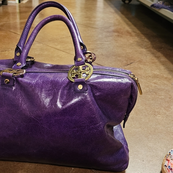 Tory Burch Jaden Satchel - Picture 6 of 9